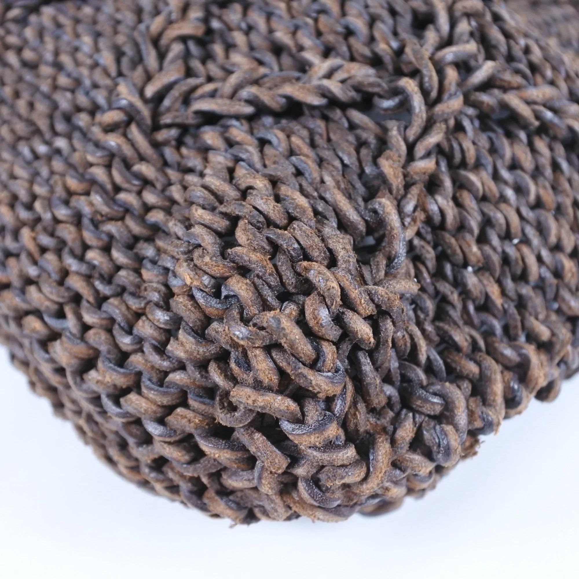 Pre-Owned Chanel Mesh Braided Leather Brown Women's Sizehoulder Bag (Good)