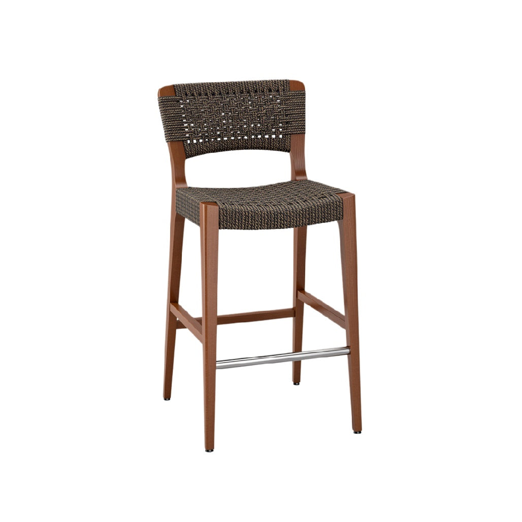 Taburete de bar moderno con estructura de madera y respaldo trenzado